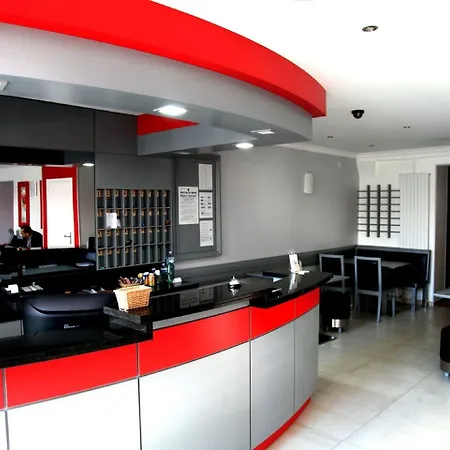 Briand Devient Ipl Szálloda