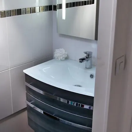 Szálloda Briand Devient Ipl 3*